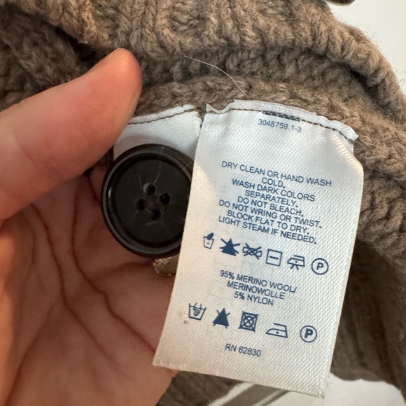 Lands’ End Women's Brown Merino Wool Sweater - Picture 3 of 5